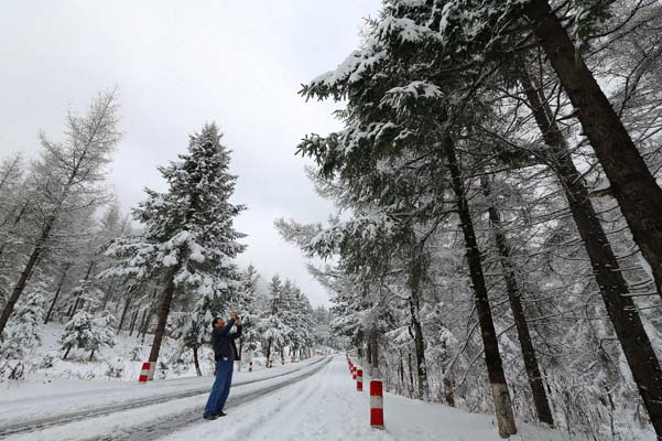 ��ѩ�ˣ���ꃃ�Ȼ��ѩ����