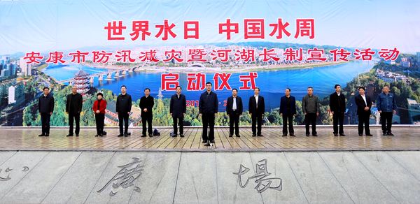 ���з�Ѵ�p������Ӻ��L�������»�ӆ���