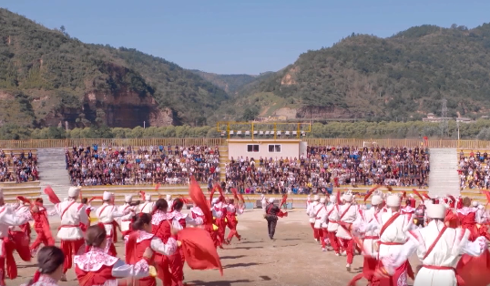 �Ї��r(n��ng)���S�չ�(ji��)΢ҕ�l���������ġ�