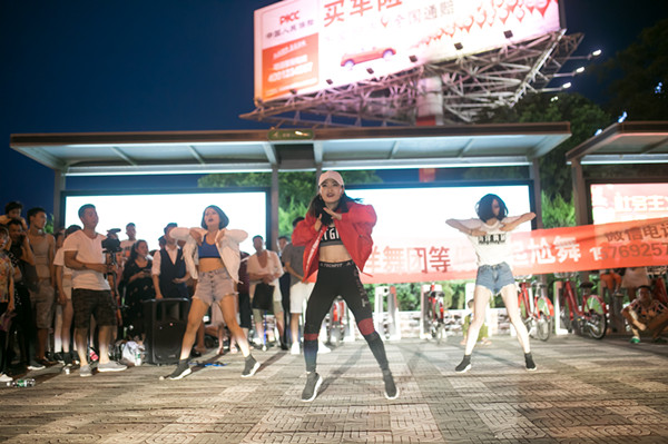 �ſᣡ�������ݏV��(ch��ng)���ݽ�����W